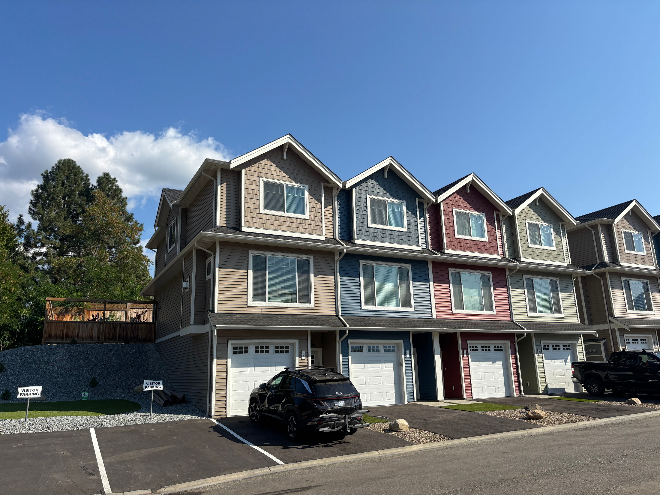 HILLSIDE TERRACE UNIT #4 $549,900